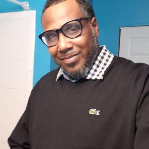 Meet your Posher, Dion